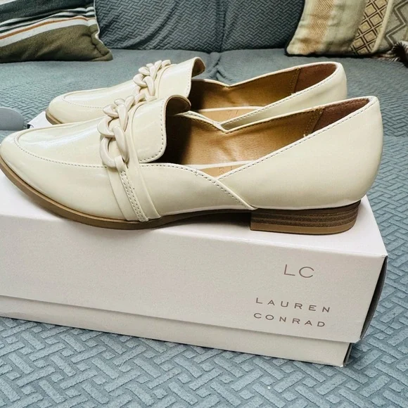 LC Lauren Conrad Demii chain women's loafers - Picture 9 of 12